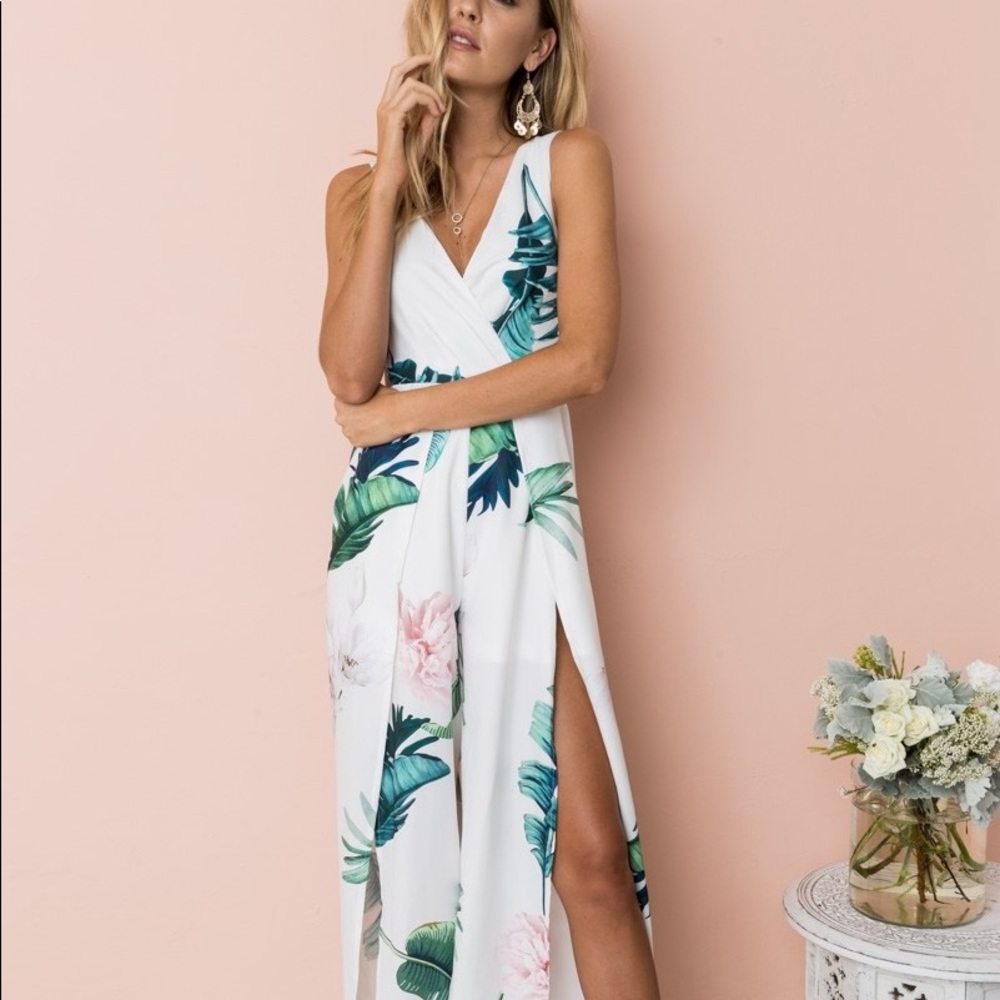 ♦️🆕White Floral Wide Leg Split Jumpsuit - Picture 3 of 7